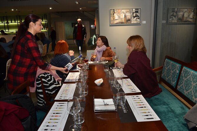 1 hour and 30 minutes wines and olive oil tasting in Greece - Key points to know before booking