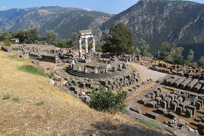 2-Day Delphi & Olympia Tour with Olive Oil & Honey Tasting - An evening in Nafpaktos by the Venetian harbor