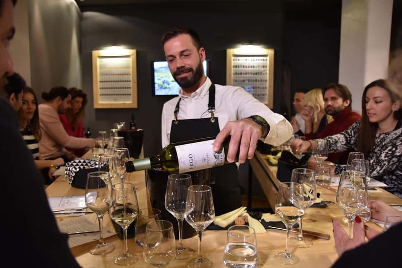 Athens: Acropolis Wine Tasting with Cheese and Olives - Is $44 a fair price?
