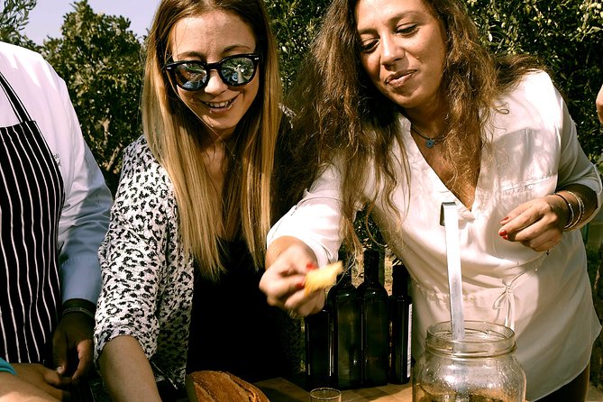 ATHENS OLIVE ESTATE - Olive Oil Workshop with Farm-to-Fork Lunch - What the private format adds