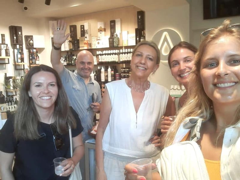 ''Athens Olive Oil Tasting'' - Who should book this experience?