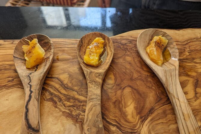 Authentic Olive Oil Tasting in Cordoba, Spain - What the 90-minute format gives you