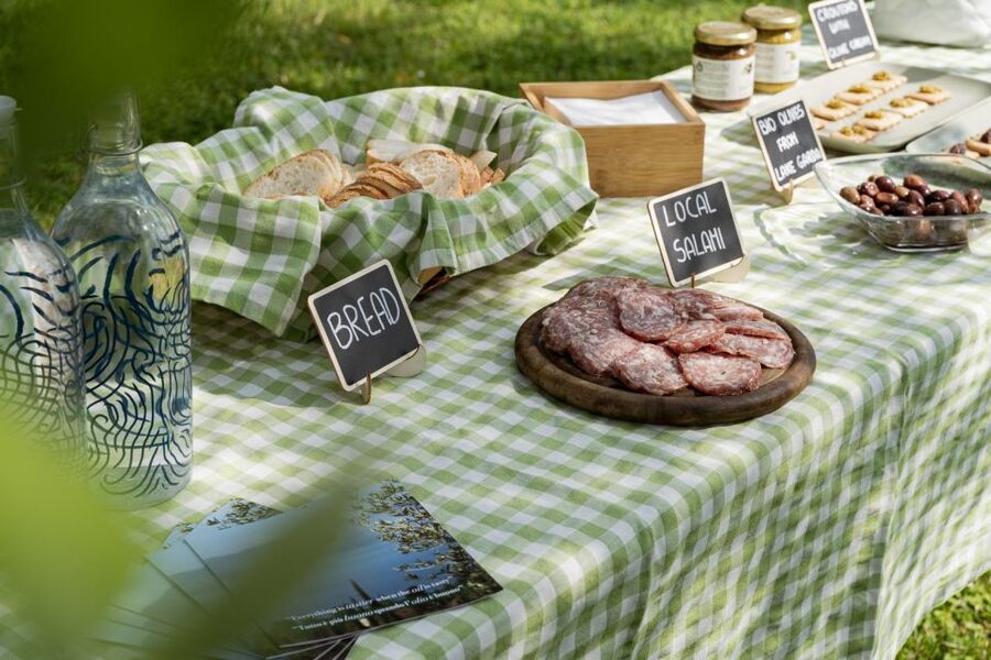 Bardolino: Lake Garda Oil Mill Tour with Olive Oil Tasting - The four-oil tasting in the garden