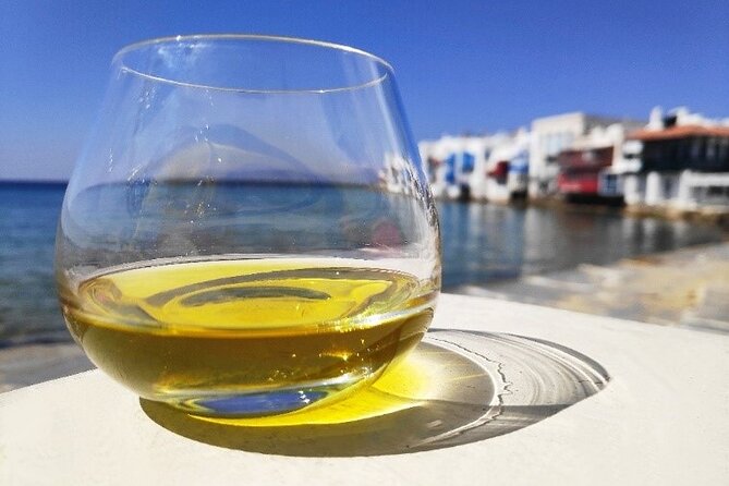 Best Mykonos Olive Oil Tasting - Learn from a world-famous Expert - Anita’s teaching style and the small-group format
