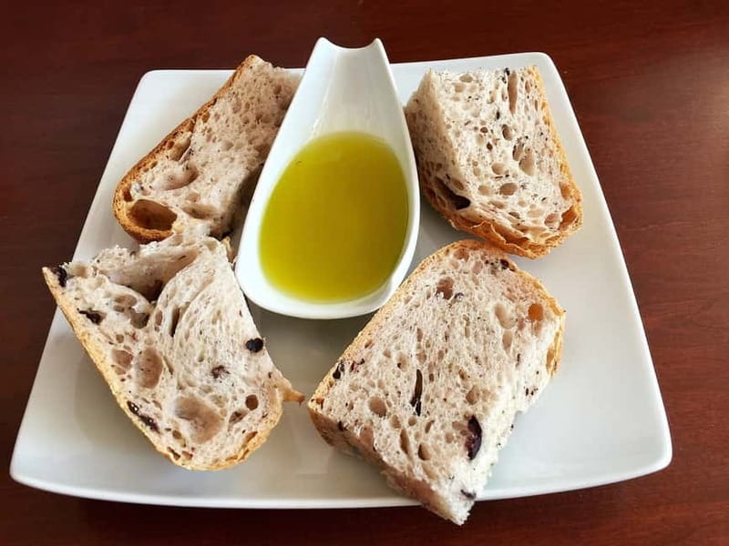 Cagliari: private tasting of fine extra virgin olive oil - What this Cagliari olive oil tasting is really about