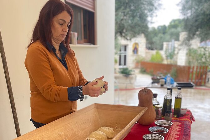 Chania Sourdough Bread Class - Olive Oil Tasting - Olive oil tasting with your fresh loaf