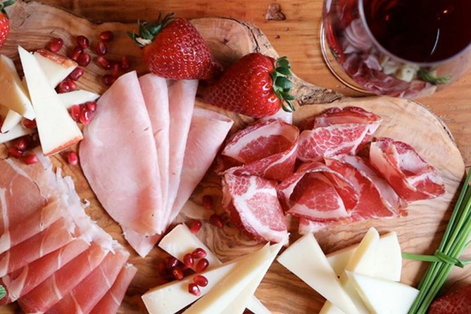Chianti from Florence:PRIVATE Wine, Olive Oil Tasting in the Tuscan countryside - Castellina in Chianti and the first family cellar