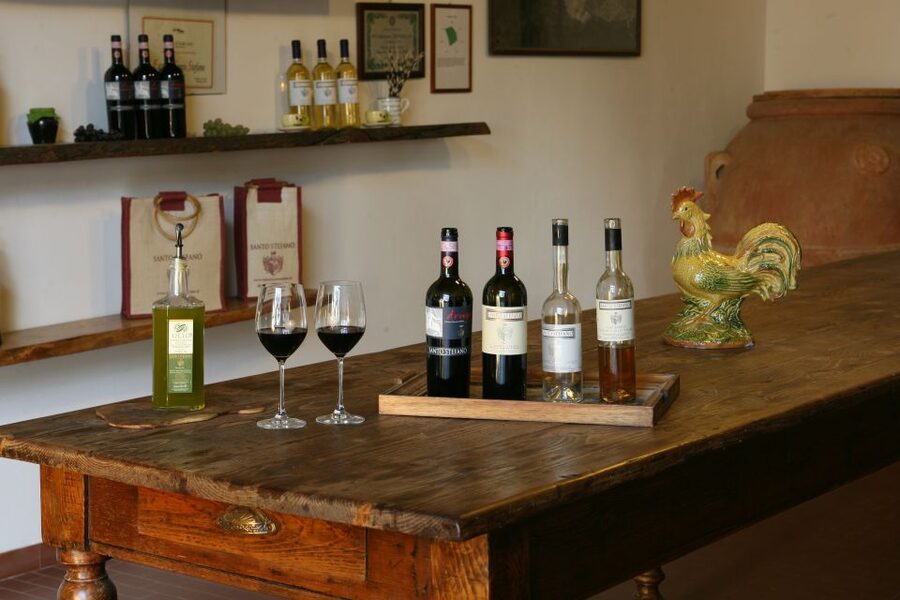 Chianti: Wine and Olive Oil Tasting with Cellar Tour - Why this Chianti farmhouse makes a good stop