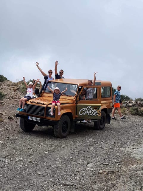 Crete: Jeep Safari Wine & Olive Oil testing Shepherd's House - Avdou: village tastes and Cretan hospitality