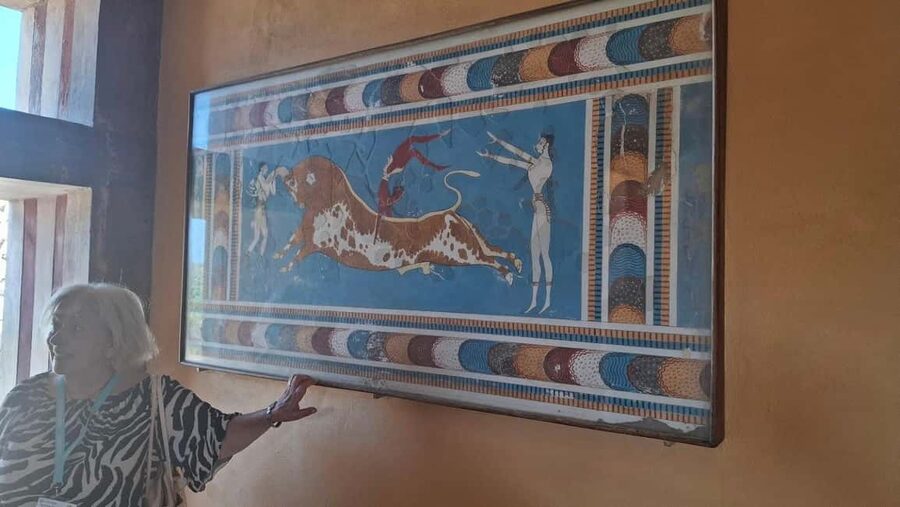 Crete: Knossos Palace, Winery & Olive Oil Tour with Lunch - Who should book this tour