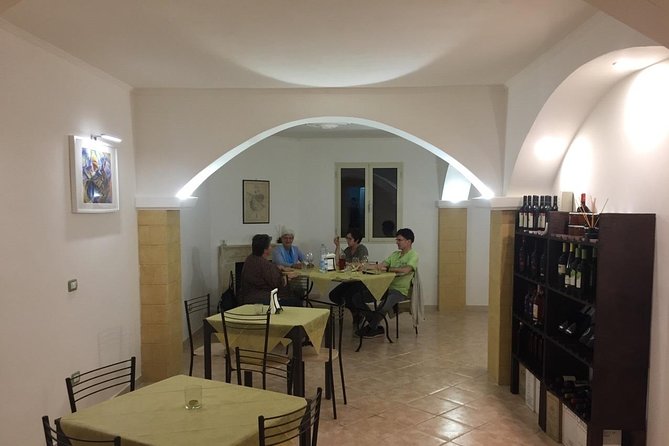 Discovering extra virgin olive oil - Starting at the Biscotti farm near Vieste