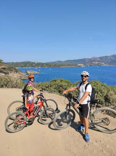 E-bike tour to Capoliveri in the Costa dei Gabbiani Private Property - Key points at a glance