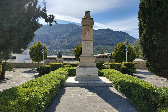 Ecobike-Knossos Palace-Wine tasting-Olive oil tasting - Archanes, flowers, and village streets