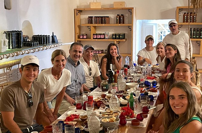 Extra virgin olive oil And Honey Tasting - Tasting the extra virgin olive oils