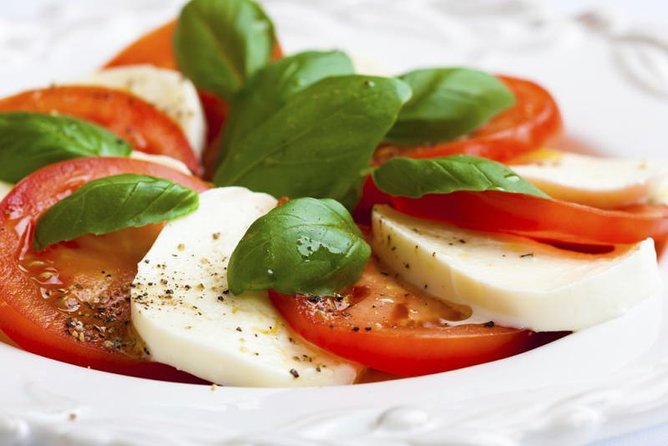 Farm-to-Table Experience: Olive Oil, Garden Tour & Nonna’s Lunch - Olive oil, mozzarella, honey, and limoncello