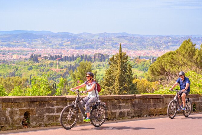 Florence: E-Bike tour to Fiesole with optional Pool or Olive Oil - The Afternoon Pool Option