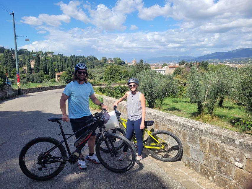 Florence: E-Bike Tour with Olive Oil in the Tuscan Hills - San Miniato al Monte and Florence from above