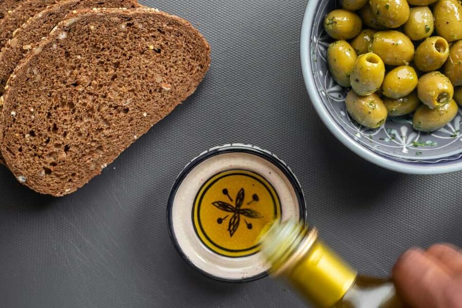 Florence: Olive Oil Tasting Experience - Three pairings show how oil changes with food