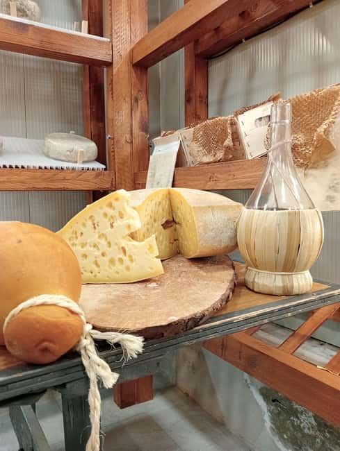 Florence: The secret of wine, cheese and olive oil at a farm - Leaving Florence for Fattoria Palaia
