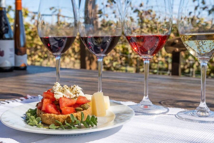 Heraklion: Olive oil and Wine Tour with Lunch - Who will enjoy this most?