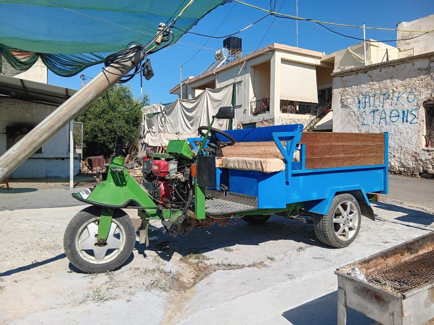 Heraklion: Zeus Cave & Knossos History, Villages & Olive Oil - Mochos and the final return drive