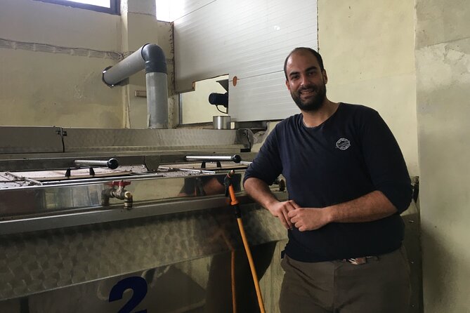 In Crete Discover the miracle of Olive Oil and Organic Fruits - Why olive oil makes a good Crete tour theme