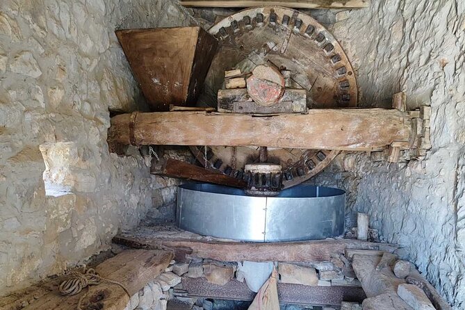 Knossos Palace and/or Zeus Cave + Olive Mill | Local & Private - Aposelemis Dam and the sunken village of Sfendyli