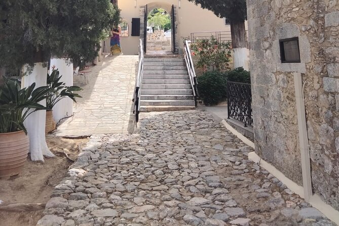 Lasithi - Zeus Cave -Olive Oil Factory - Traditional Villages - Lunch and crafts in Agios Georgios