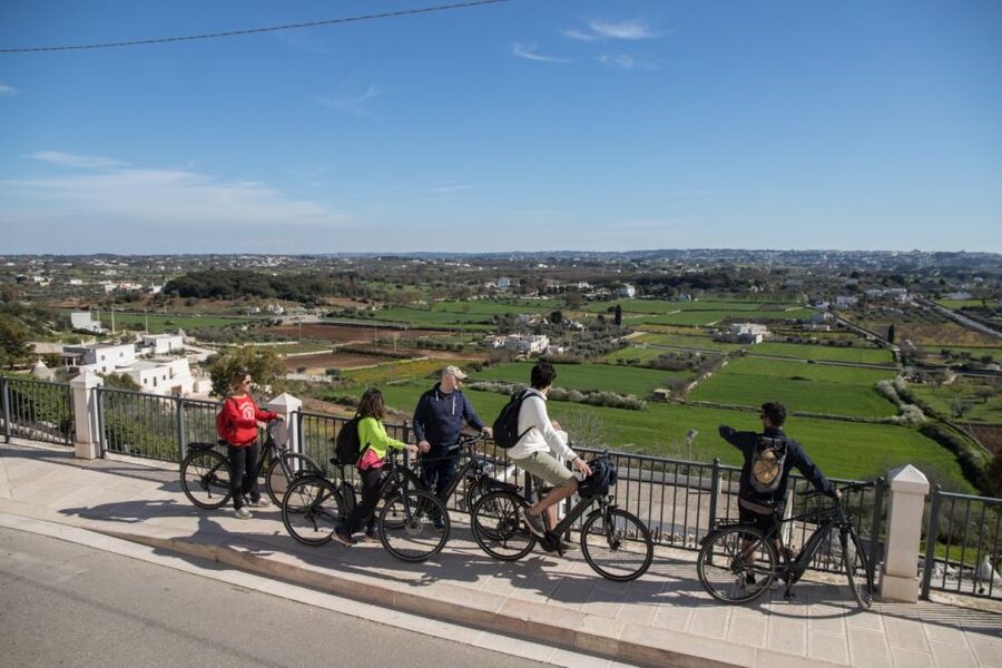 Locorotondo: Guided E-bike Tour & Olive Oil Tasting - The guide can shape the whole experience