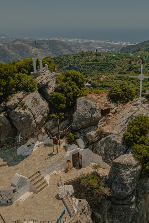 Makrigialos-Ierapetra: Hidden Villages & Olive Oil Farm Tour - Prina and the inland turn