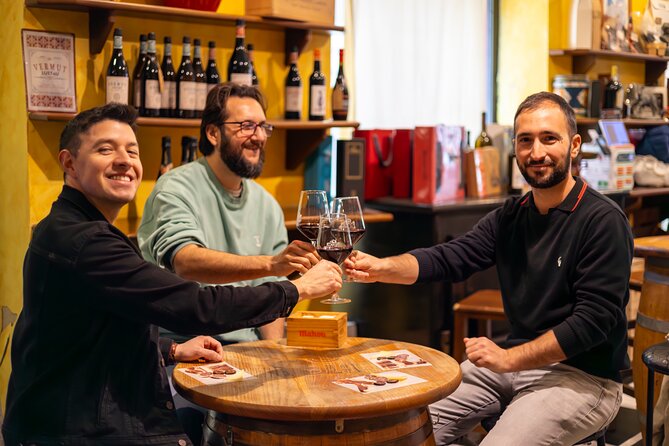 Malaga Food Tour with 12+ Tastings: Tapas, Olive Oil, Ham & More - Why this Málaga food walk works so well