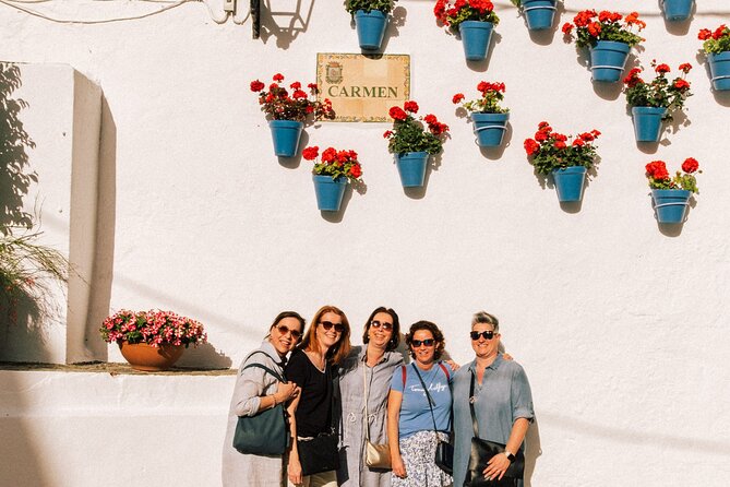 Marbella Old Town: Private Walking Tour with Olive Oil Tasting - Avenida del Mar and the Dalí sculptures