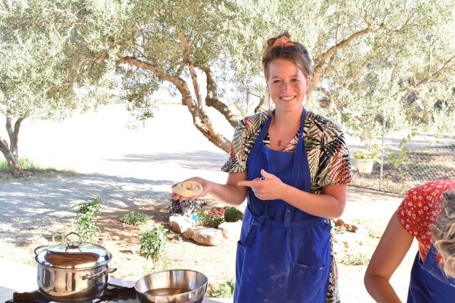 Moires: Cooking Class and Olive Oil Tasting at a Family Farm - Why the $100 price can be good value