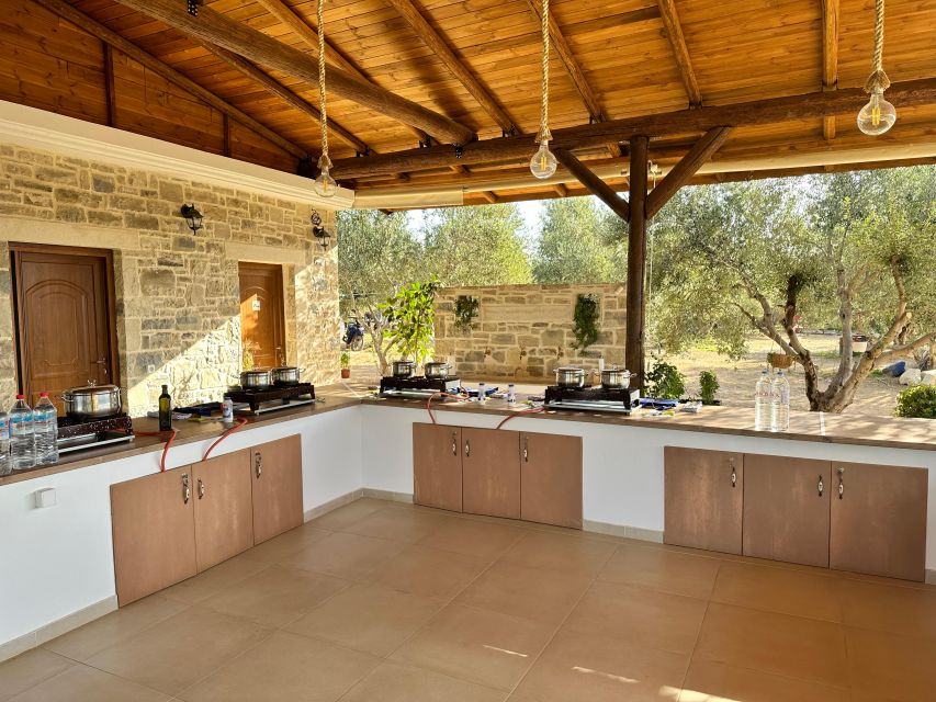 Moires: Cooking Class and Olive Oil Tasting at a Family Farm - Who will enjoy this most