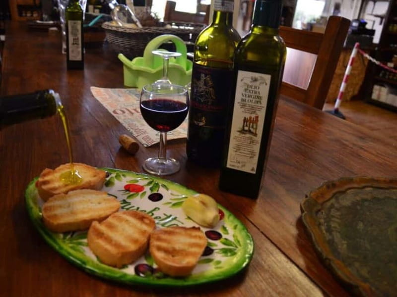Olive Mill Tour with Oil and Food Tasting in Chianciano - Key points at a glance