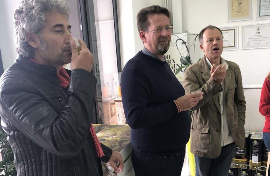 Olive Oil Mill Tour with Tasting near Molfetta & Bari - The 50-minute tasting and espresso