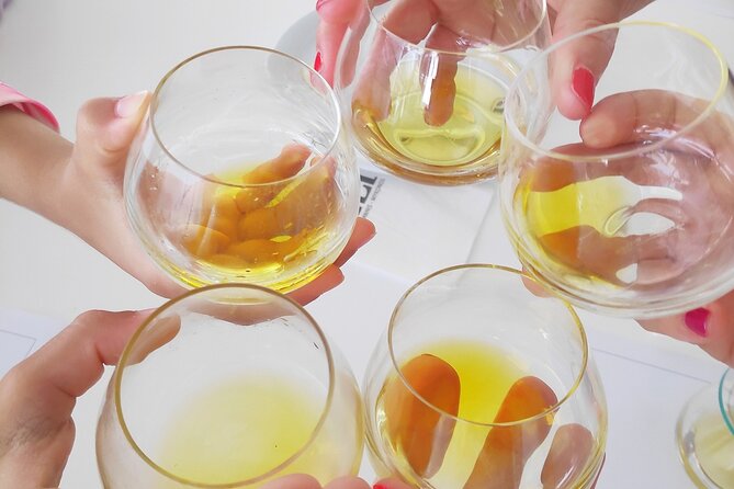 Olive Oil Tasting at the Mykonian Farm - Learning to smell before you taste