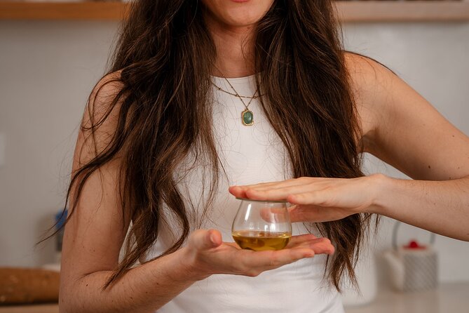 Olive Oil Tasting & Fun Baking Class in the heart of Naxos Town - Why families may find it especially easy