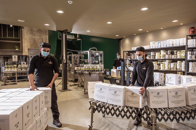 Olive Oil Tasting in Crete - Labels and Storage Are Part of the Lesson