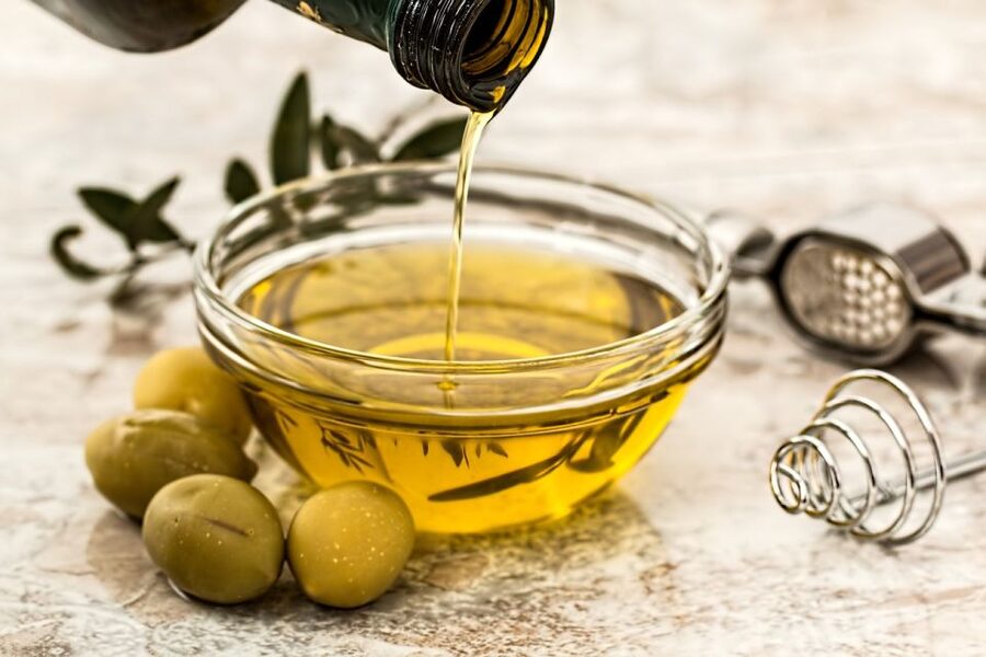 Olive plant and mill visit and tasting - From Palma to Llucmajor by van