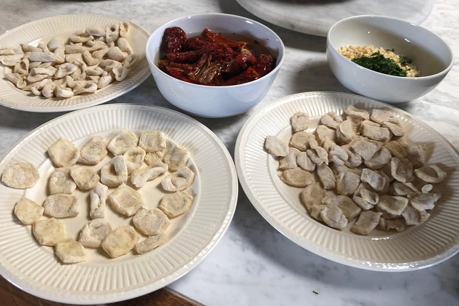 Organic cooking class with a sommelier in an Olive and wine farm - The menu: frisella, pasta, and tiramisu