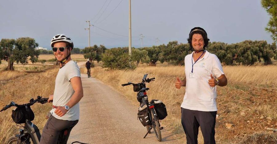 Ostuni: E-bike Tour, Ancient Olive Trees & Oil Tasting - Key points to know before you book