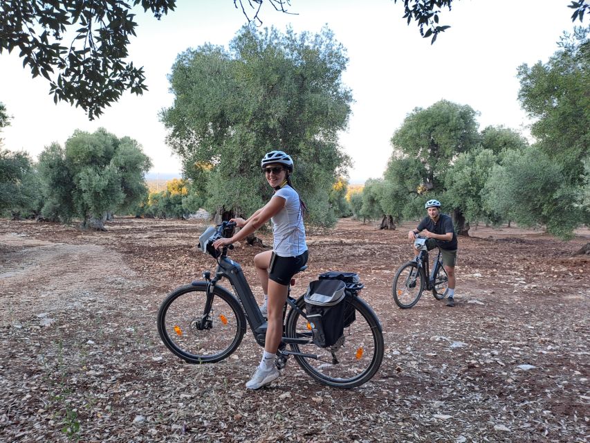 Ostuni: Guided e-bike tour to rock village & olive trees - Starting at Via Antonio Specchia