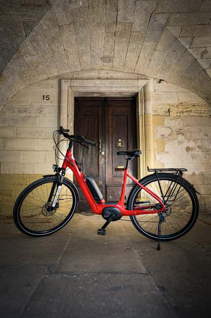 Picnic in the middle of olive groves by e-bike - The Alpilles by electric bicycle