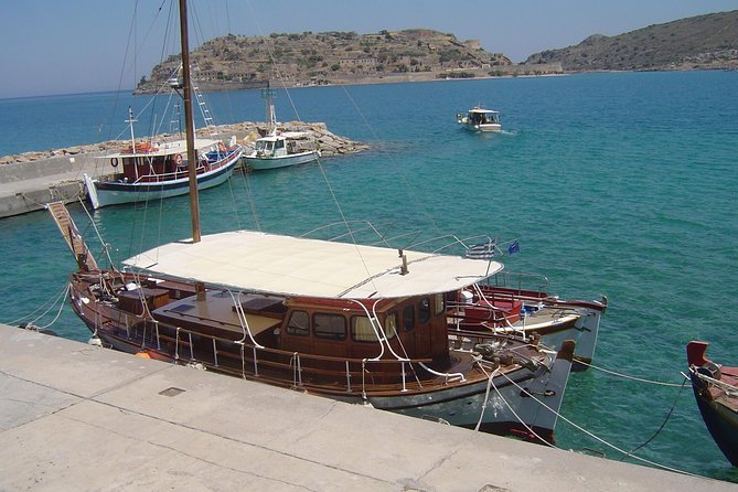 PRIVATE Spinalonga & Agios Nikolaos & Olive Oil Factory CRETE - Vassilakis Estate and the olive oil tasting