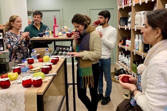 Private Tasting of Olive Oil in Córdoba - The hosts make the difference