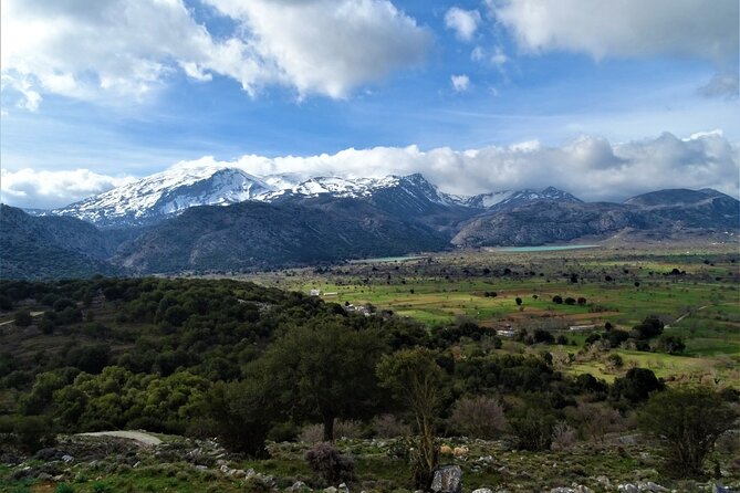 Private Tour-Knossos Palace Zeus Cave Olive Oil Mill & Wine - Lasithi windmills and Tzermiado village