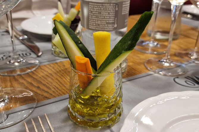 Rome Tasting Experience: Wine, Olive Oil and Local Bites - Key points at a glance