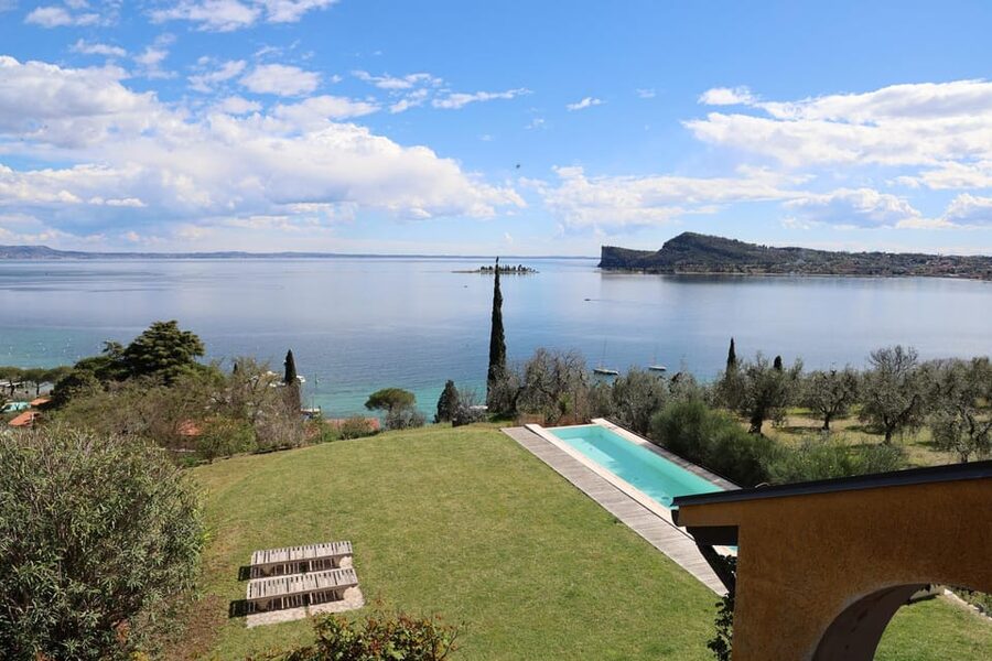 San Felice: Olive Oil Tasting with local food on Garda Hills - A peaceful start in San Felice