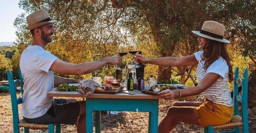 Sardinian Olive Oil tasting & Picnic among the olive trees - Arriving at Sa Mola near Escolca